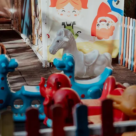 Kulla Inglizit Hostel