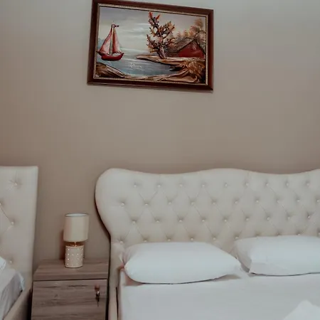 Hostel Kulla Inglizit *