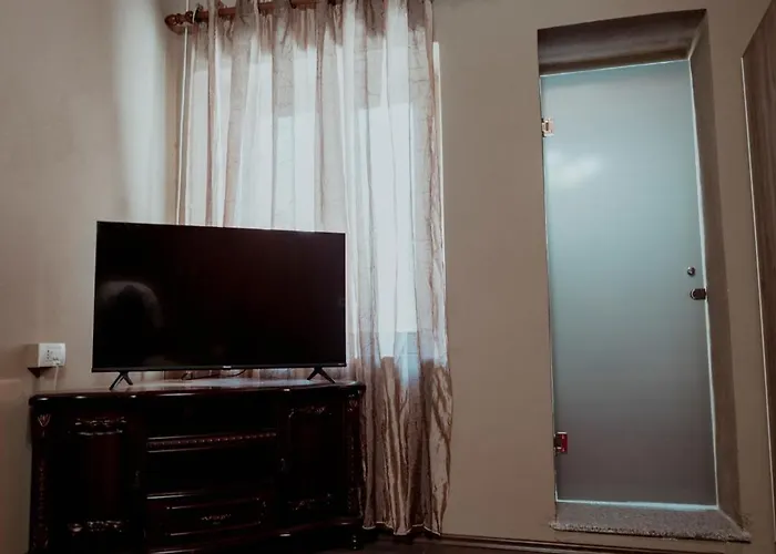 Kulla Inglizit Albergue *